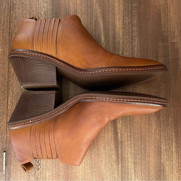 Via Spiga Tan Ankle Boots - Picture 5 of 7